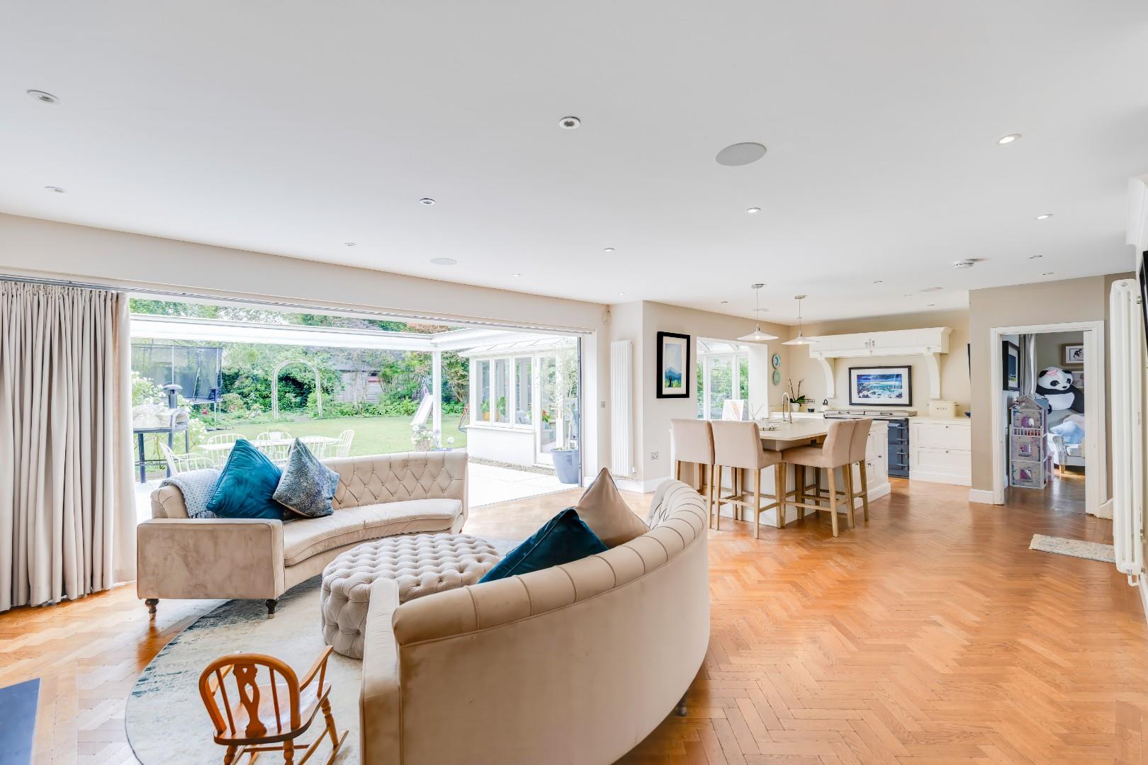 Ty Celyn, 51 Broadway, Llanblethian, Cowbridge, CF71 7EX